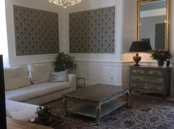 Chateau De La Cazette 3*