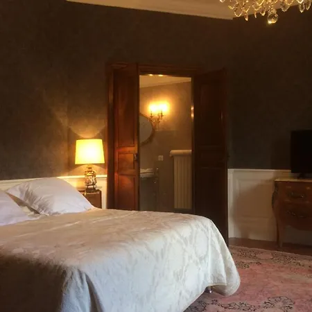 לינה וארוחת בוקר Chateau De La Cazette 3*