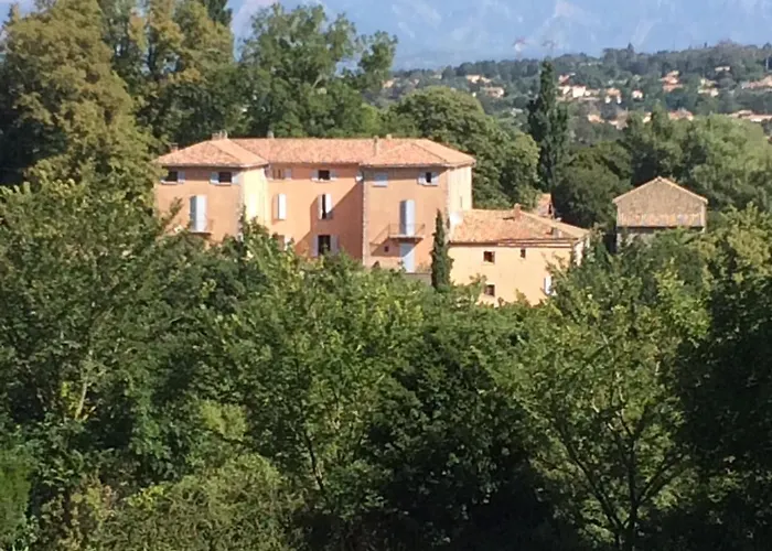 Chateau De La Cazette 3*